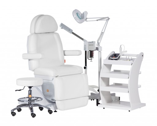 Cosmetic cabin Queen V Comfort 3 engines